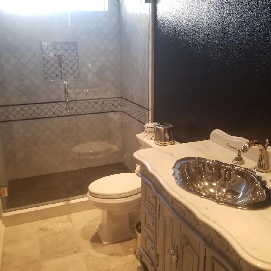 Professional plumbing work and bathroom remodeling in Leisure City